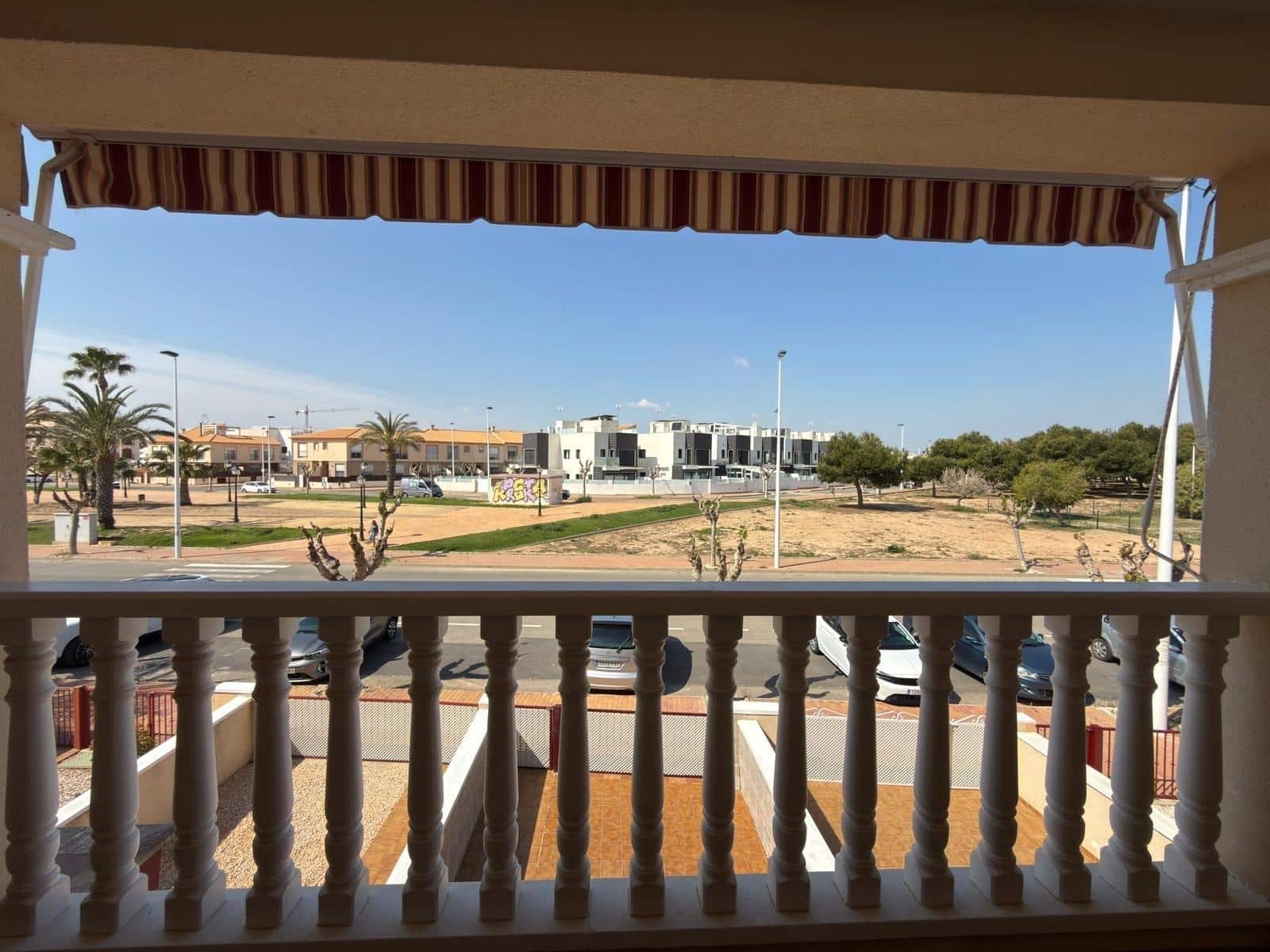 3 soverom Rekkehus til salgs i San Pedro del Pinatar med svømmebasseng - € 199 000 (Ref: 9714876)