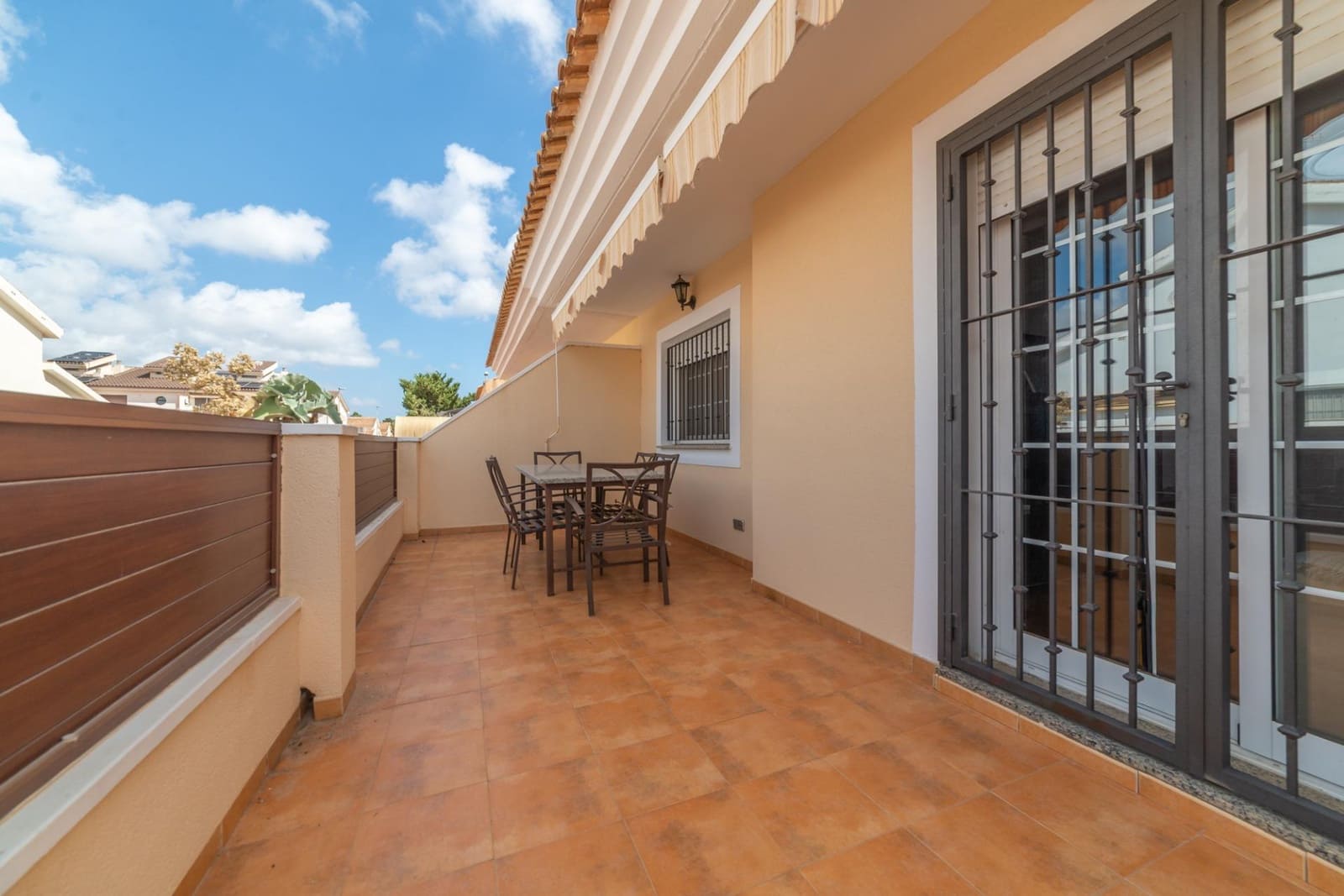 4 slaapkamer Villa te koop in Santiago de la Ribera met garage - € 287.000 (Ref: 9714877)