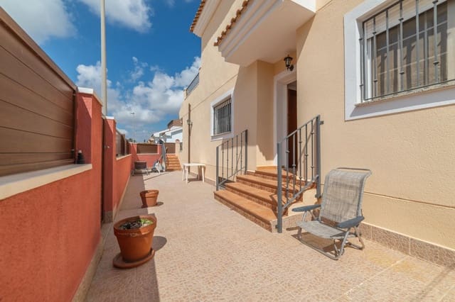 Chalet de 4 habitaciones en Santiago de la Ribera, San Javier en venta con garaje - 287.000 € (Ref: 9714877)