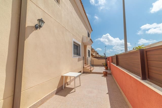 Chalet de 4 habitaciones en Santiago de la Ribera, San Javier en venta con garaje - 287.000 € (Ref: 9714877)