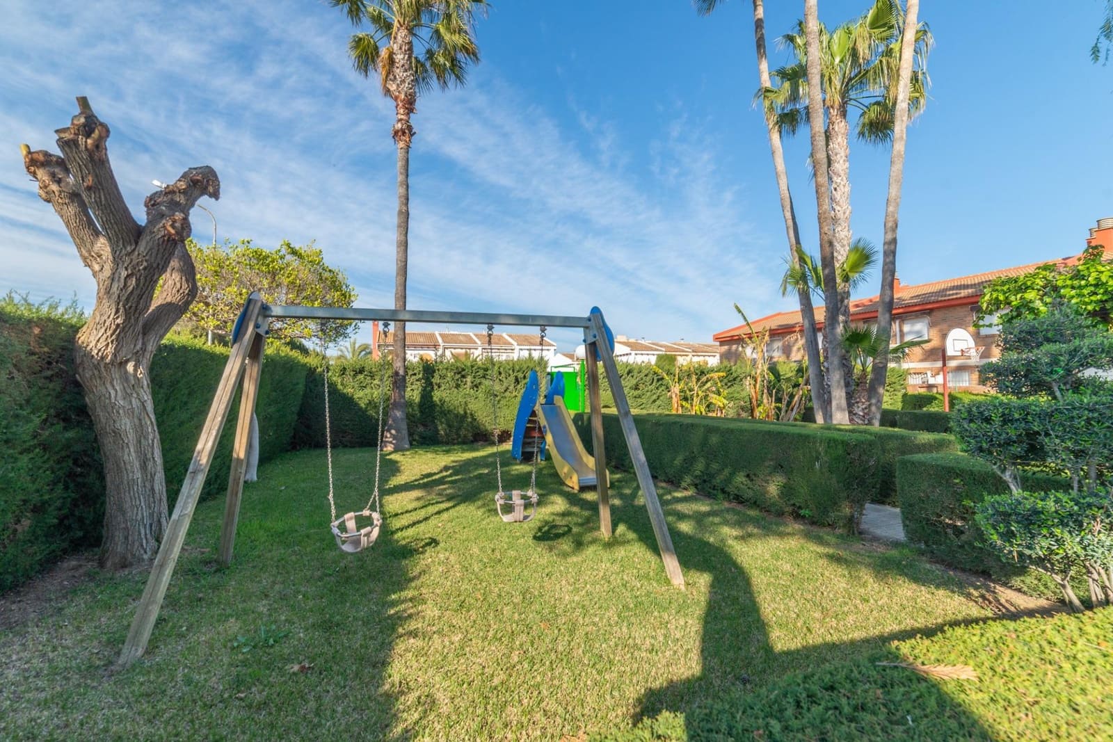 4 Zimmer Reihenhaus zu verkaufen in Santiago de la Ribera mit Pool - 225.000 € (Ref: 9719850)