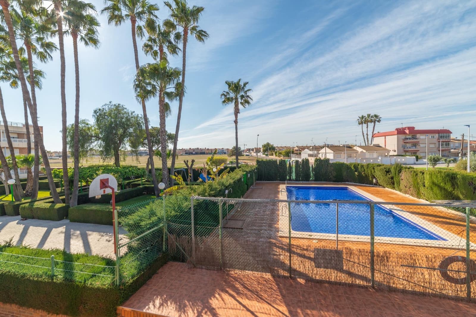 4 Zimmer Reihenhaus zu verkaufen in Santiago de la Ribera mit Pool - 225.000 € (Ref: 9719850)