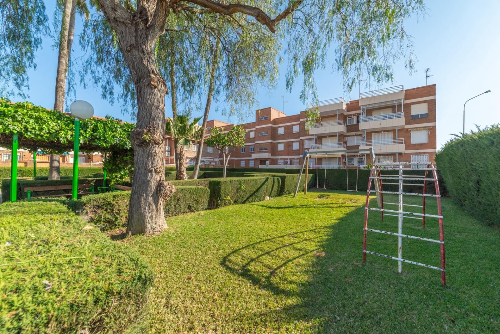 4 Zimmer Reihenhaus zu verkaufen in Santiago de la Ribera mit Pool - 225.000 € (Ref: 9719850)