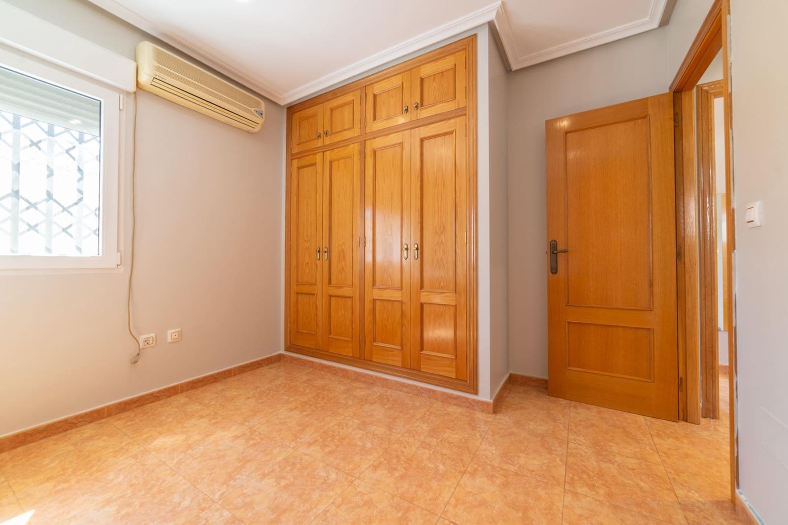 3 bedroom Semi-detached Villa for sale in San Javier with garage - € 259,000 (Ref: 9733880)