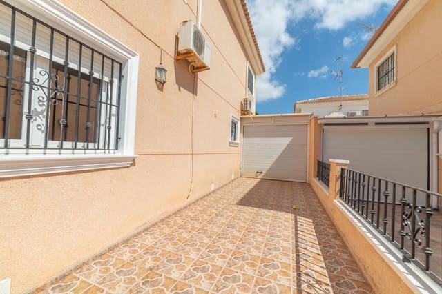 3 bedroom Semi-detached Villa for sale in San Javier with garage - € 259,000 (Ref: 9733880)