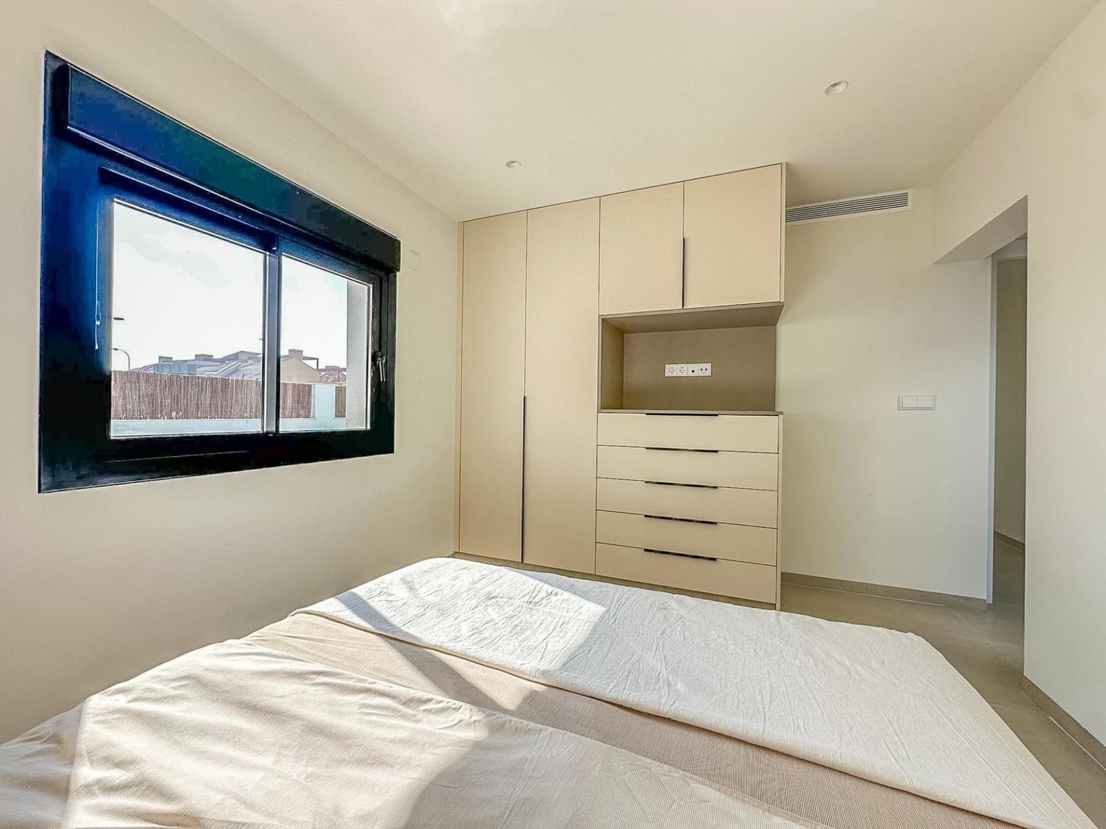 2 quarto Moradia Geminada para venda em Santiago de la Ribera com piscina - 499 000 € (Ref: 9733881)