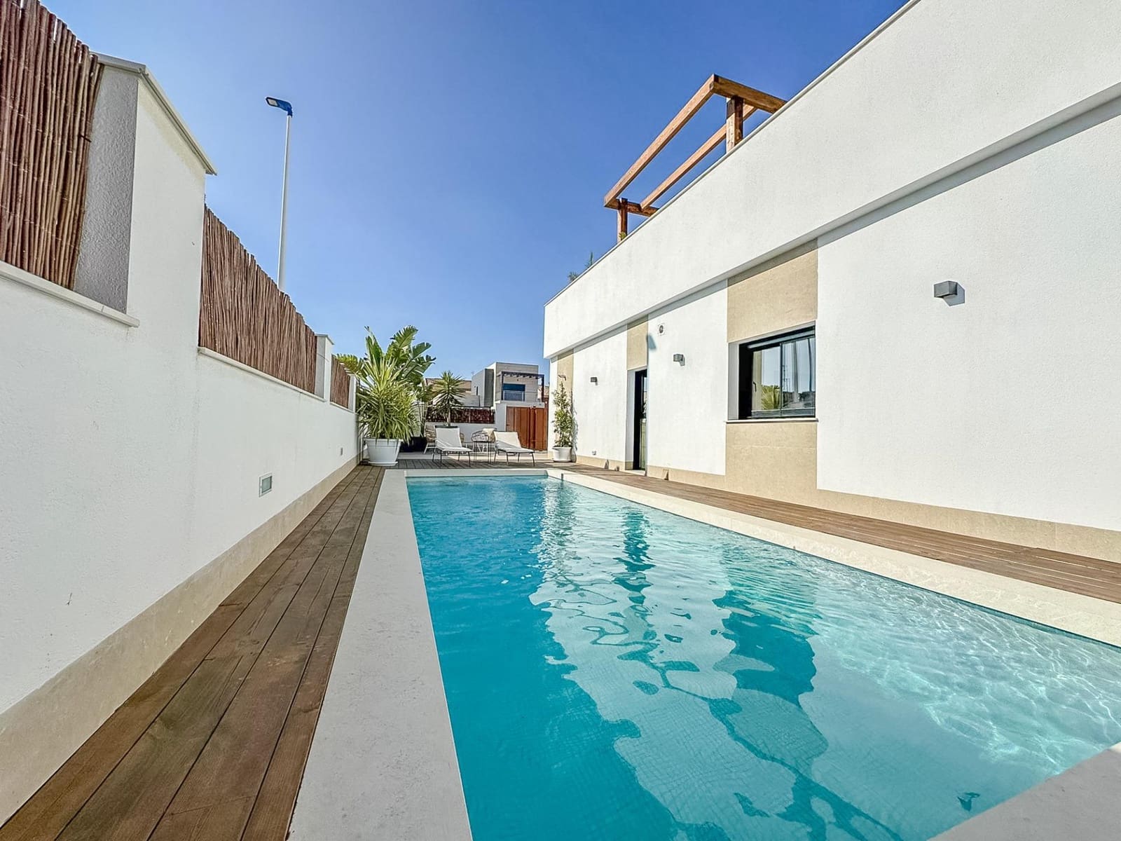 2 quarto Moradia Geminada para venda em Santiago de la Ribera com piscina - 499 000 € (Ref: 9733881)