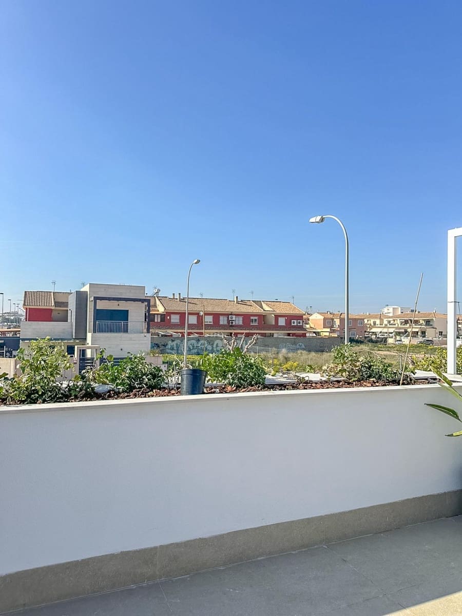 2 quarto Moradia Geminada para venda em Santiago de la Ribera com piscina - 499 000 € (Ref: 9733881)