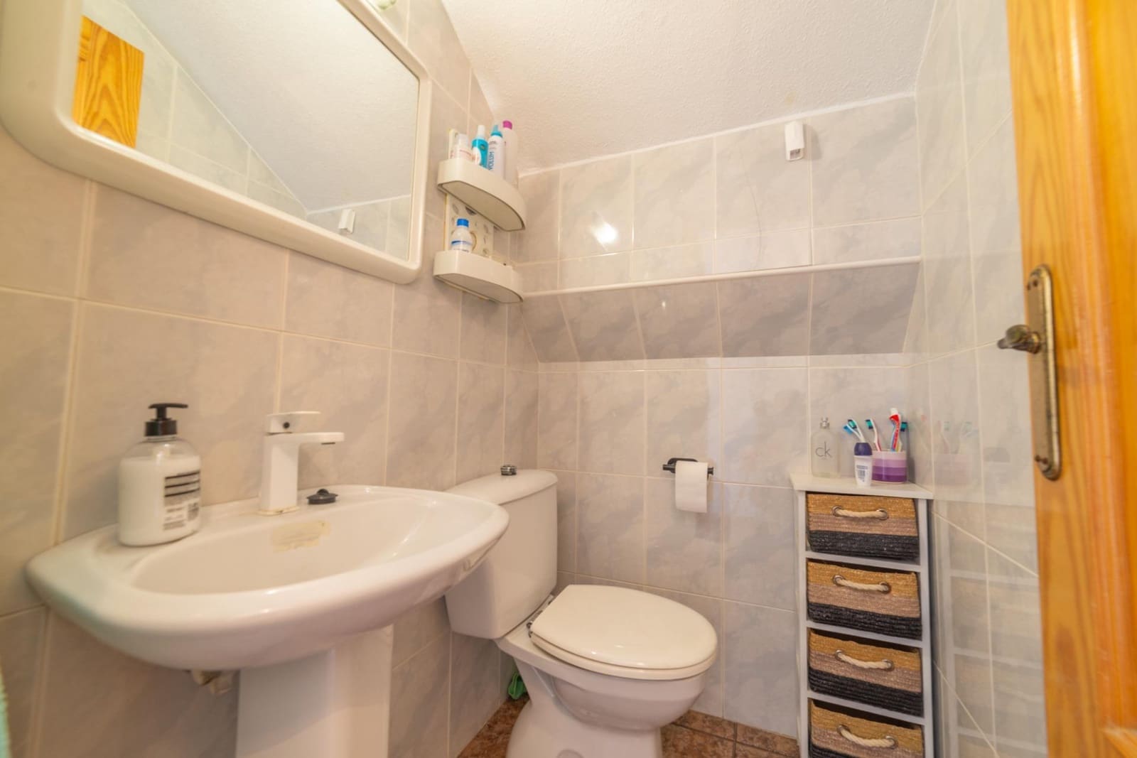 3 slaapkamer Halfvrijstaande villa te koop in Los Cuarteros - € 179.900 (Ref: 9735529)