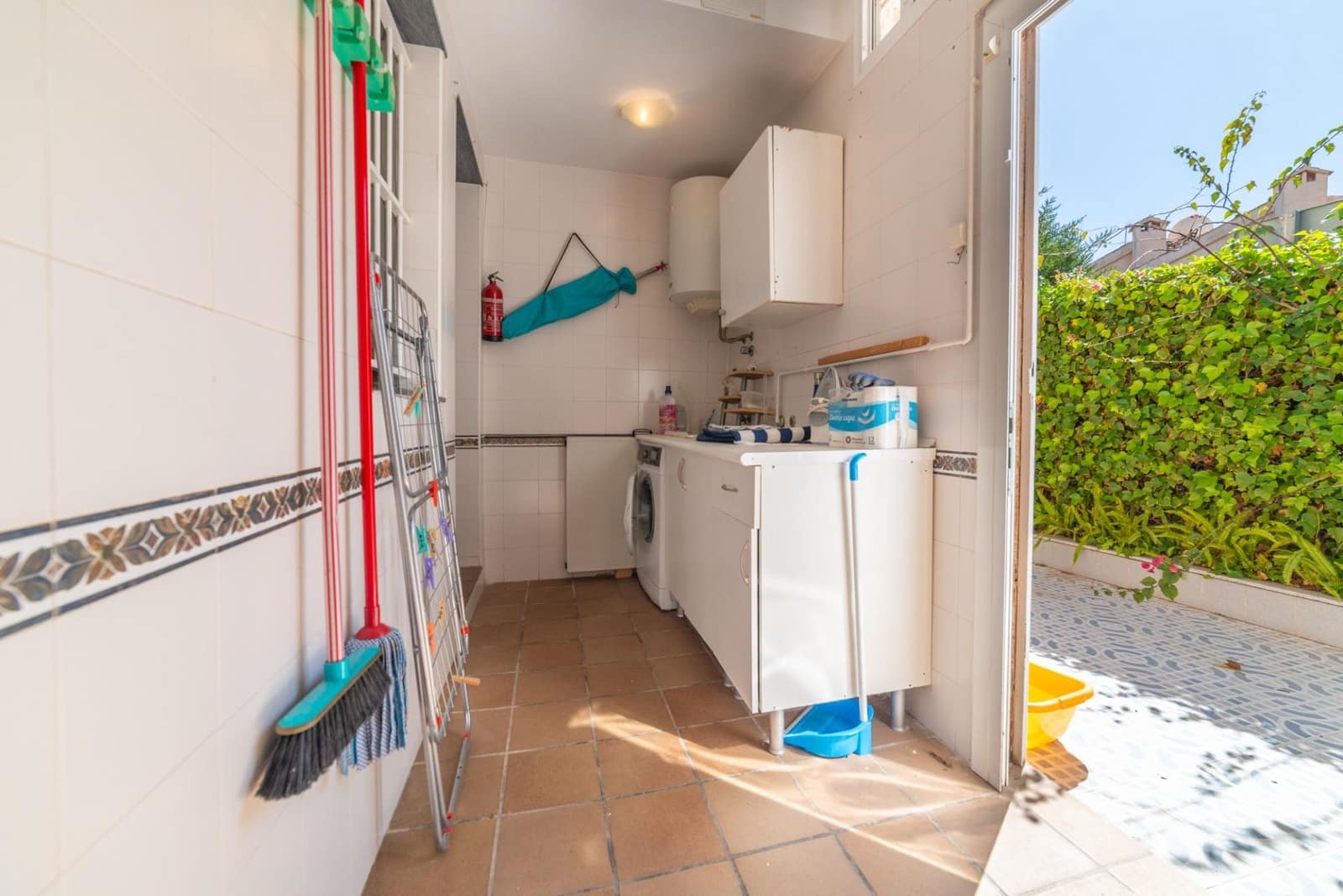 3 slaapkamer Halfvrijstaande villa te koop in Los Cuarteros - € 179.900 (Ref: 9735529)