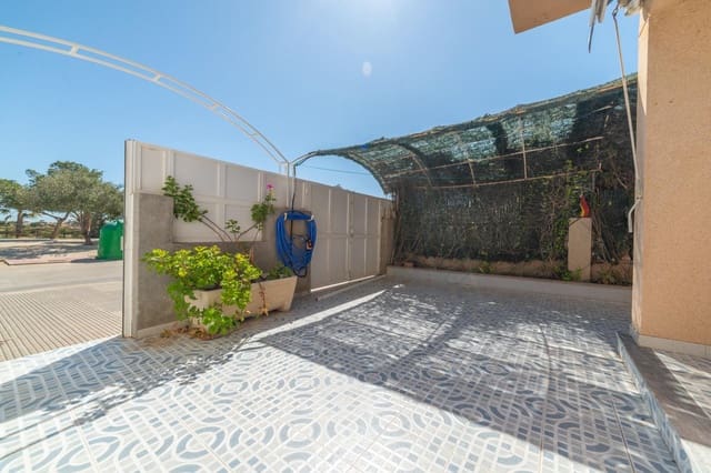 3 slaapkamer Halfvrijstaande villa te koop in Los Cuarteros, San Pedro del Pinatar - € 179.900 (Ref: 9735529)