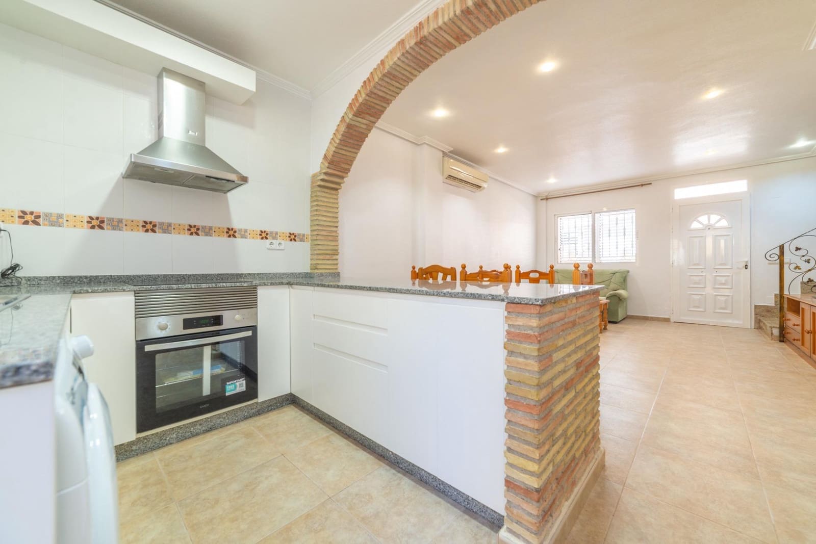 4 quarto Moradia em Banda para venda em Santiago de la Ribera - 280 000 € (Ref: 9738491)