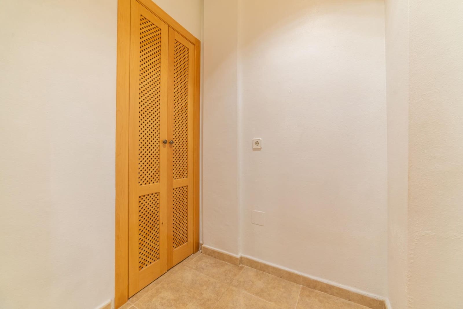 4 quarto Moradia em Banda para venda em Santiago de la Ribera - 280 000 € (Ref: 9738491)