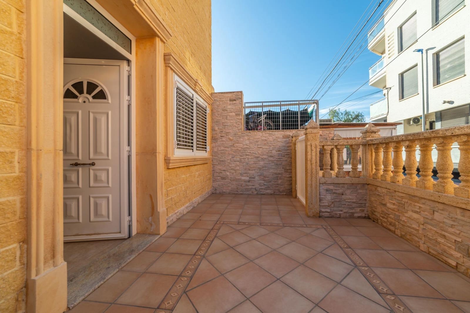 4 quarto Moradia em Banda para venda em Santiago de la Ribera - 280 000 € (Ref: 9738491)