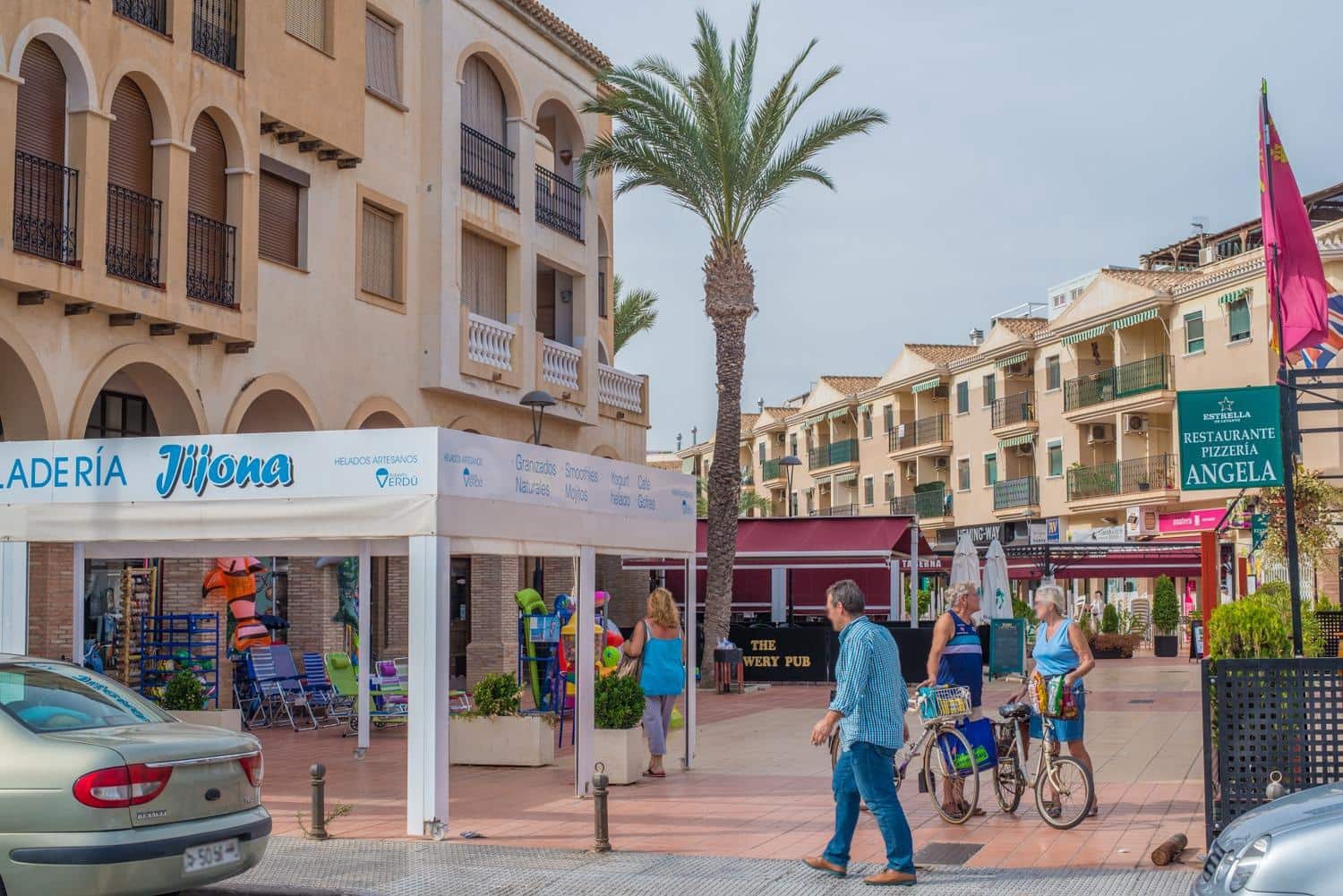 Apartamento de 2 habitaciones en Los Alcázares en venta - 139.900 € (Ref: 9747799)