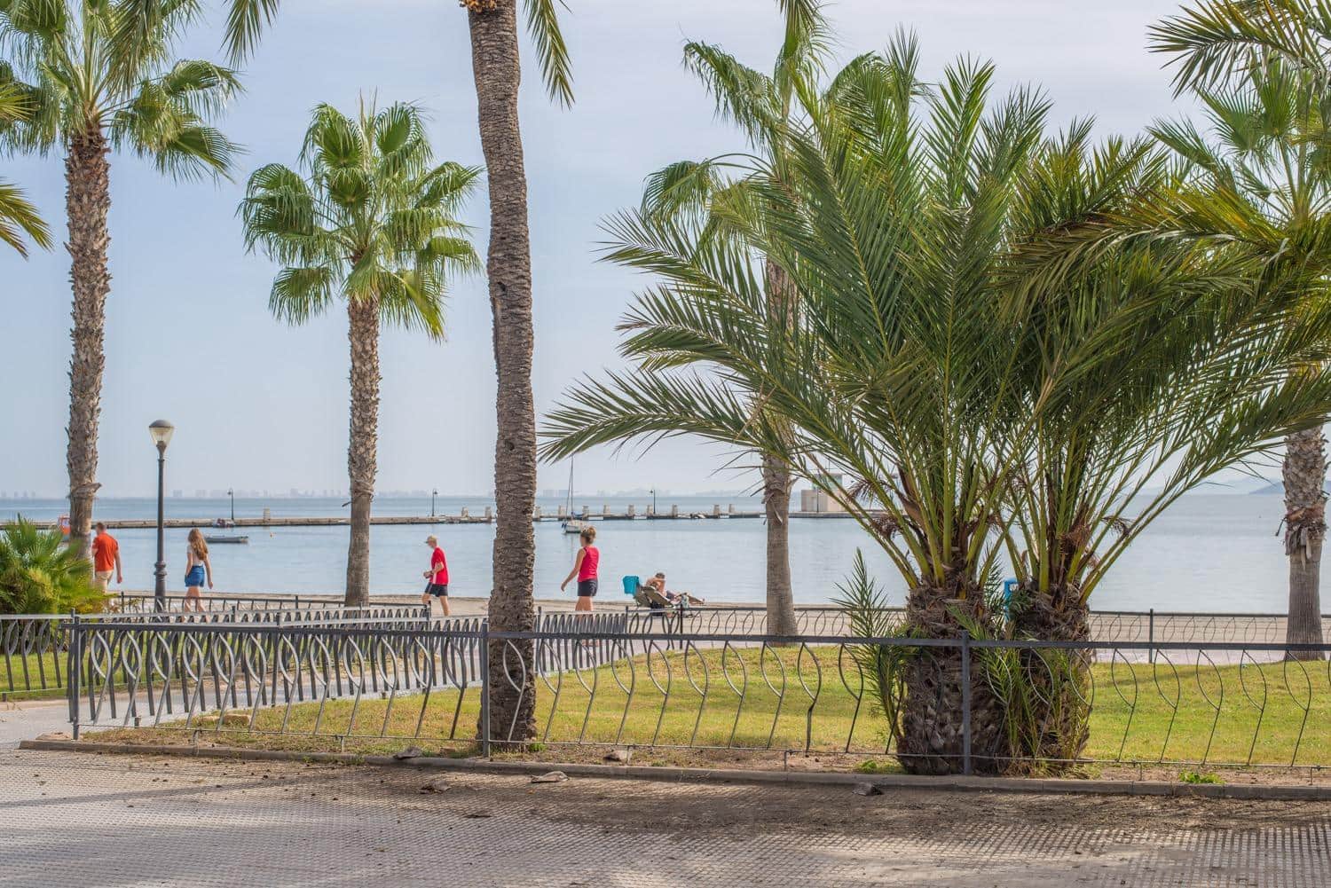 Apartamento de 2 habitaciones en Los Alcázares en venta - 139.900 € (Ref: 9747799)