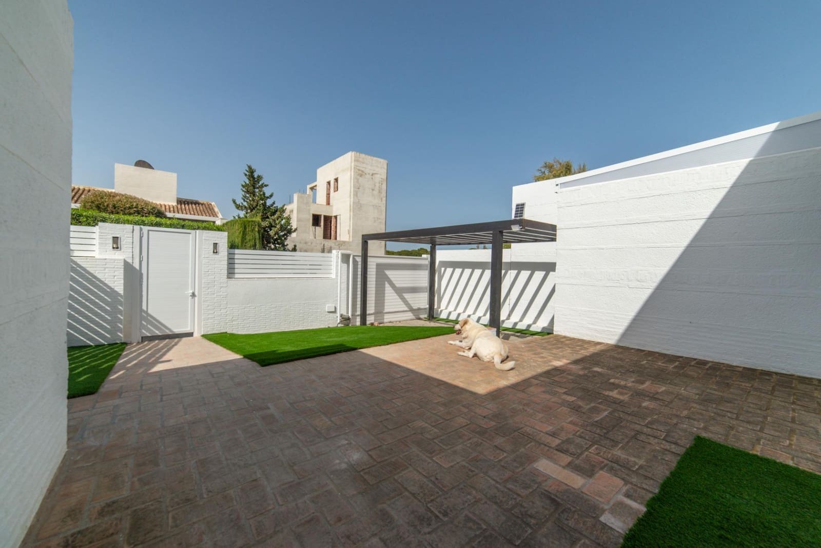 2 soveværelse Villa til salg i Avileses med swimmingpool - € 285.000 (Ref: 9758916)