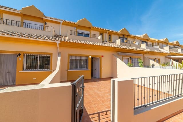 3 Zimmer Reihenhaus zu verkaufen in Santiago de la Ribera, San Javier mit Pool - 169.000 € (Ref: 9783075)