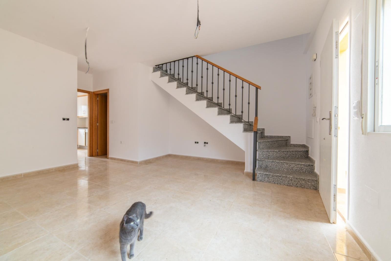 3 soveværelse Rækkehus til salg i Santiago de la Ribera med swimmingpool - € 168.000 (Ref: 9783075)