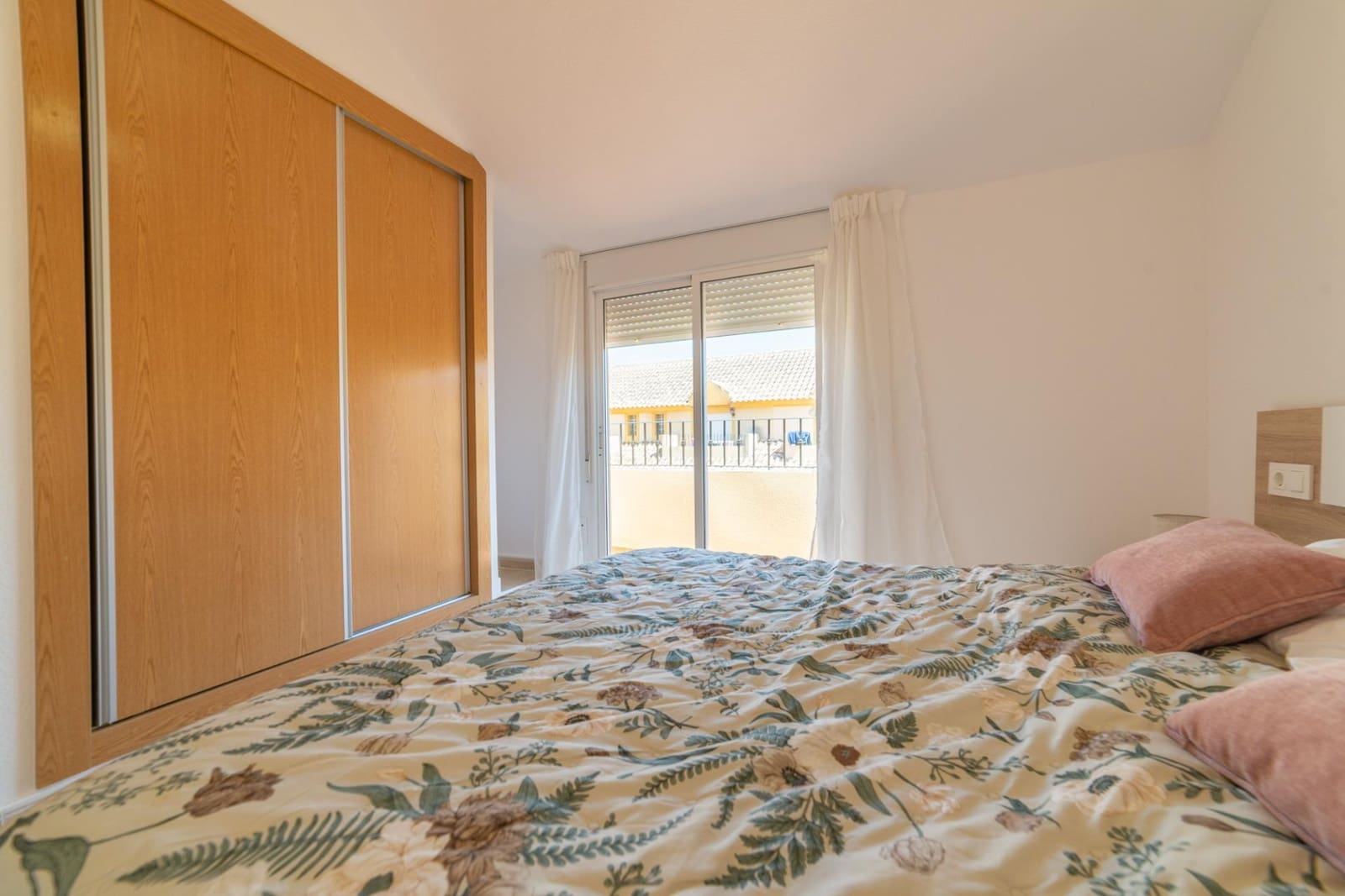 3 soveværelse Rækkehus til salg i Santiago de la Ribera med swimmingpool - € 168.000 (Ref: 9783075)
