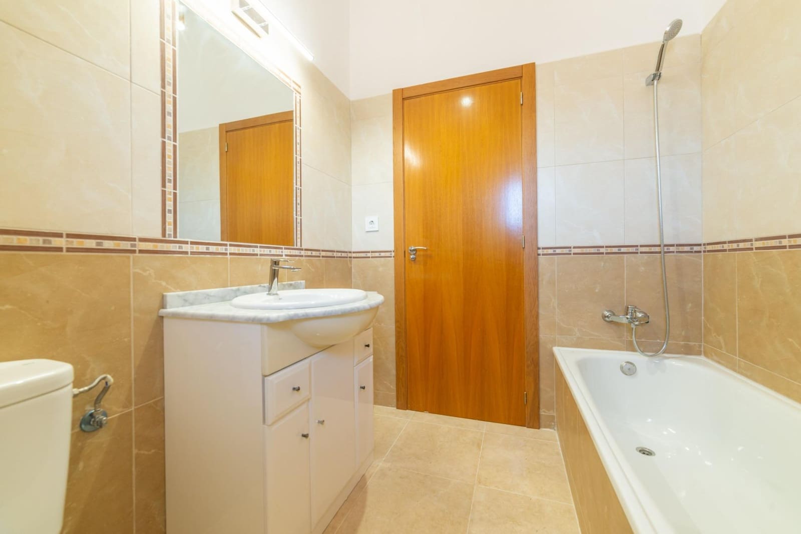 3 soveværelse Rækkehus til salg i Santiago de la Ribera med swimmingpool - € 168.000 (Ref: 9783075)