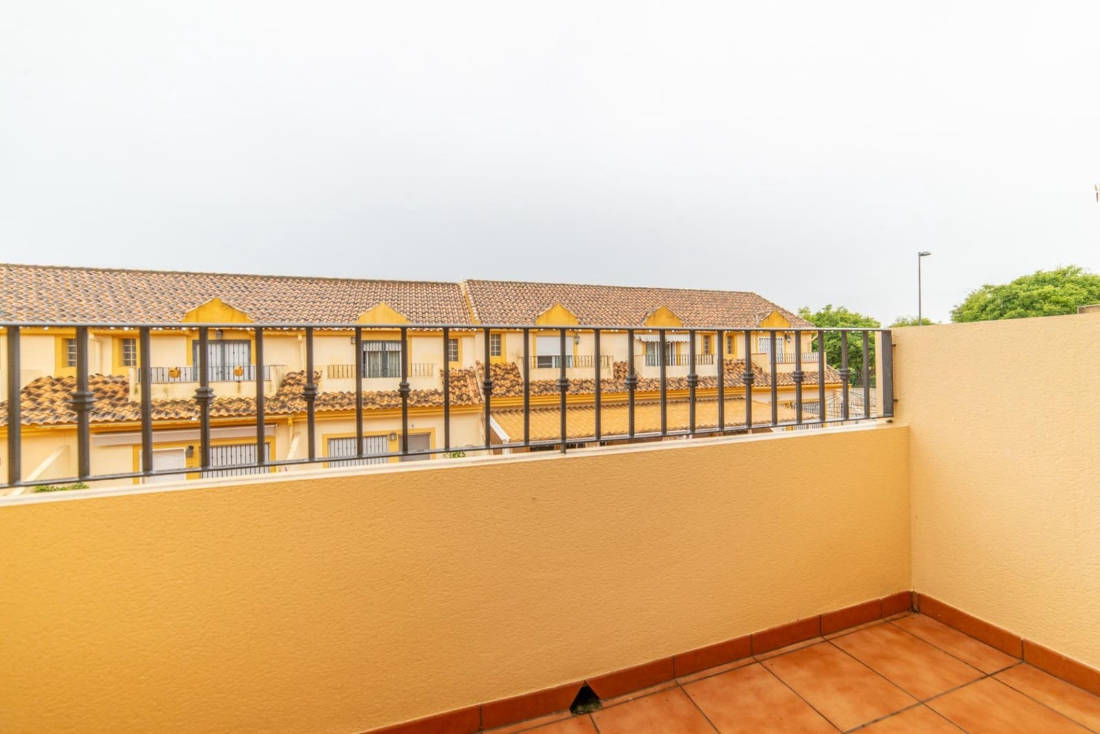3 soveværelse Rækkehus til salg i Santiago de la Ribera med swimmingpool - € 168.000 (Ref: 9783075)