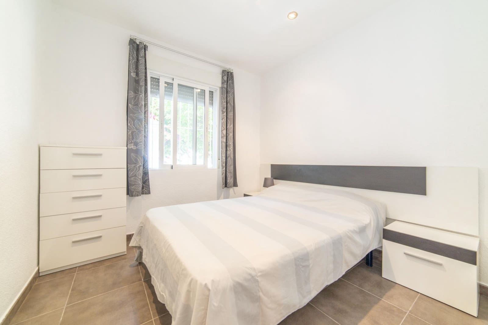 3 quarto Bungalow para venda em Santiago de la Ribera com garagem - 270 000 € (Ref: 9788354)