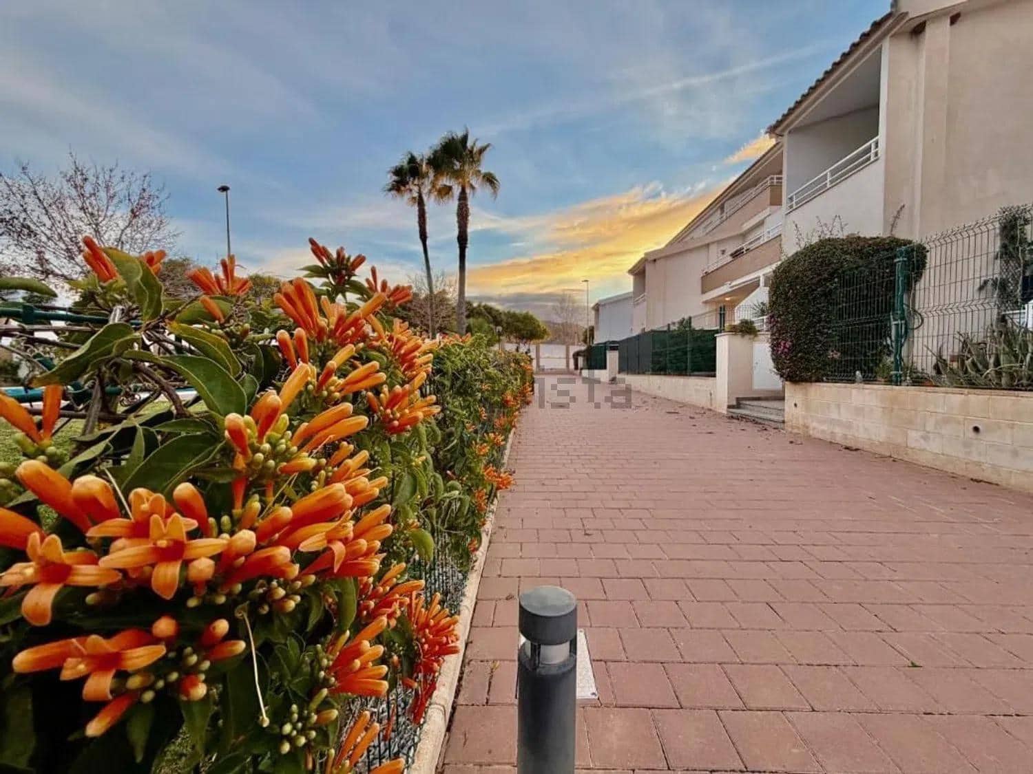 2 Zimmer Bungalow zu verkaufen in San Cayetano mit Pool - 146.000 € (Ref: 9791001)