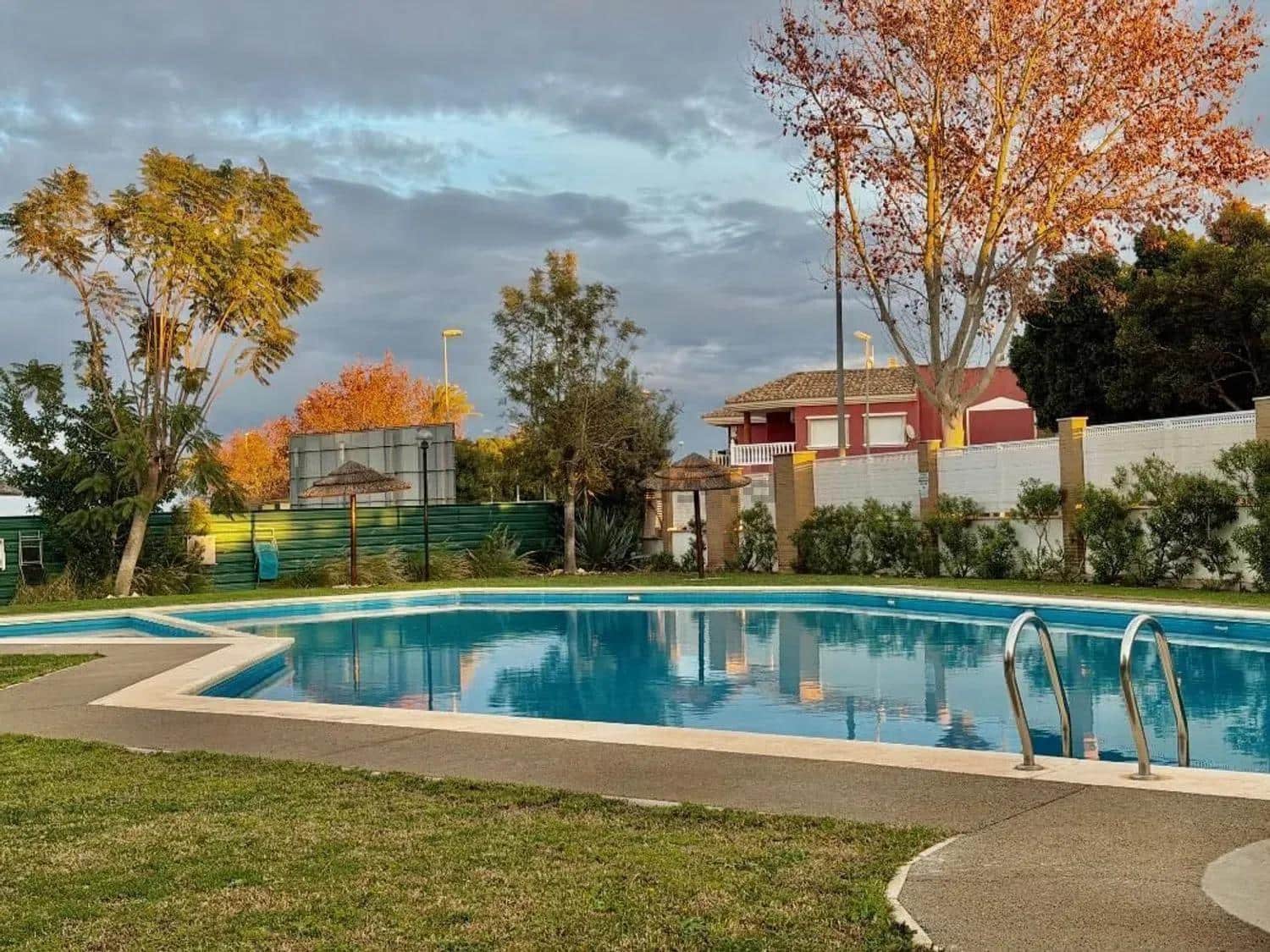 2 Zimmer Bungalow zu verkaufen in San Cayetano mit Pool - 146.000 € (Ref: 9791001)