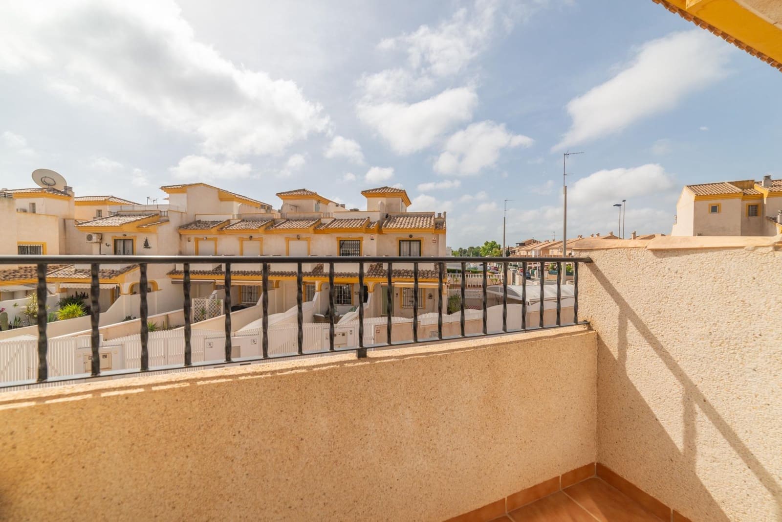 3 sovrum Radhus till salu i Santiago de la Ribera med pool - 179 900 € (Ref: 9797032)