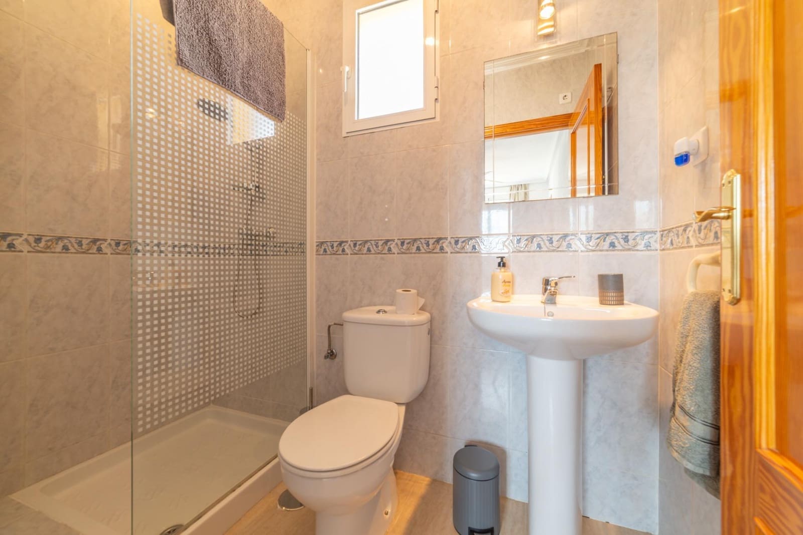 3 sovrum Radhus till salu i Santiago de la Ribera med pool - 179 900 € (Ref: 9797032)