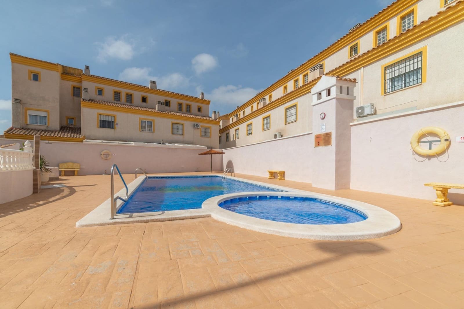 3 sovrum Radhus till salu i Santiago de la Ribera med pool - 179 900 € (Ref: 9797032)