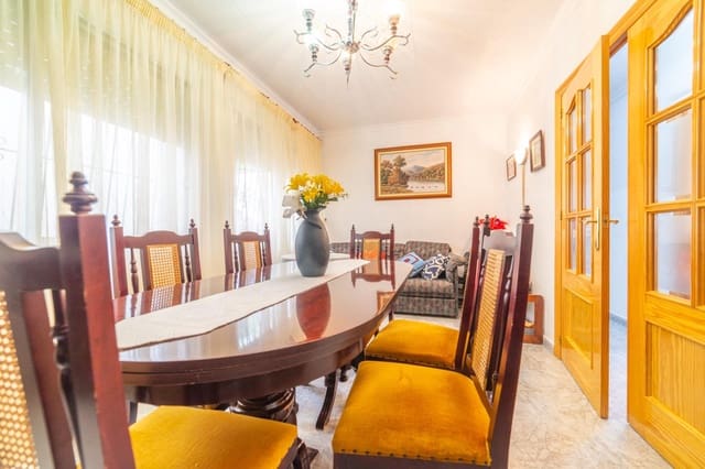 4 makuuhuone Bungalow myytävänä paikassa San Pedro del Pinatar mukana 
autotalli - 199 900 € (Ref: 9800619)