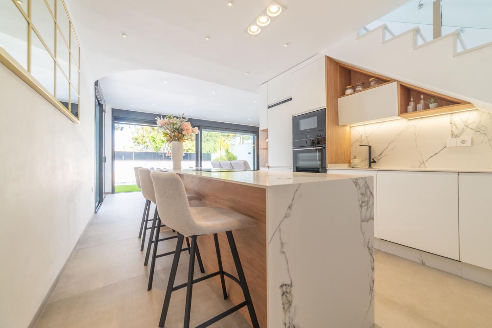 3 makuuhuone Huvila myytävänä paikassa Santiago de la Ribera mukana uima-altaan 
autotalli - 599 000 € (Ref: 9804251)