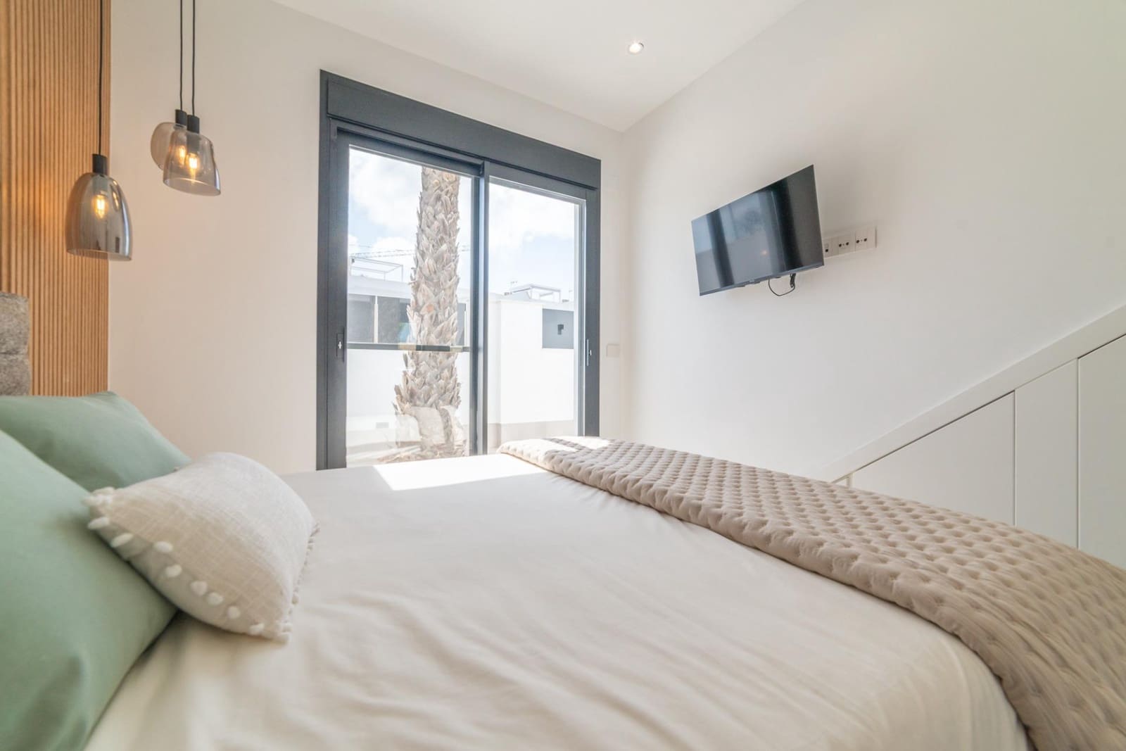 3 makuuhuone Huvila myytävänä paikassa Santiago de la Ribera mukana uima-altaan 
autotalli - 599 000 € (Ref: 9804251)