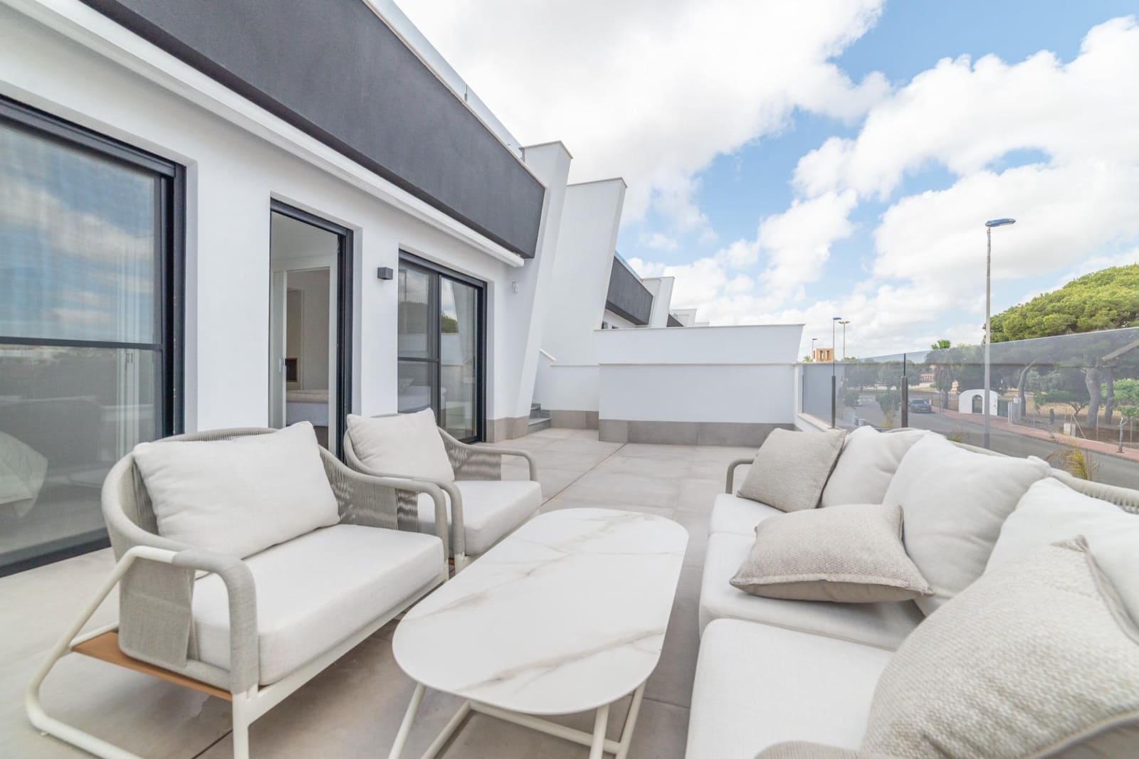 3 makuuhuone Huvila myytävänä paikassa Santiago de la Ribera mukana uima-altaan 
autotalli - 599 000 € (Ref: 9804251)