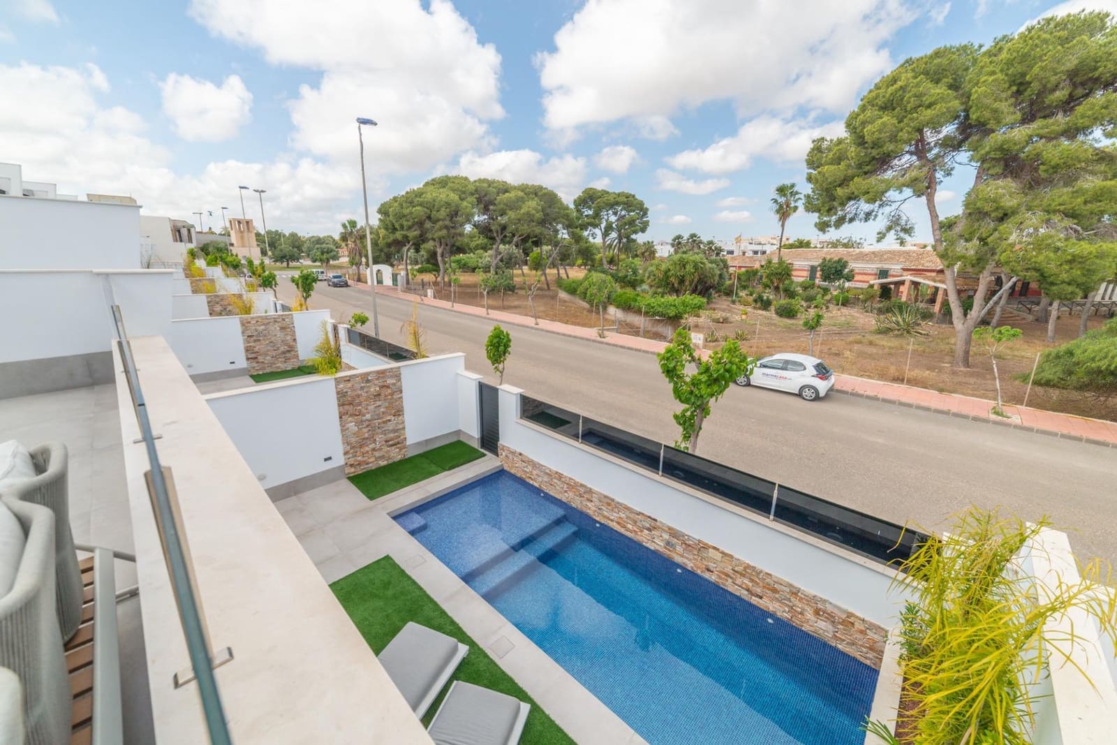 3 makuuhuone Huvila myytävänä paikassa Santiago de la Ribera mukana uima-altaan 
autotalli - 599 000 € (Ref: 9804251)