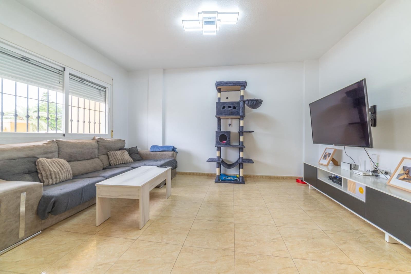 4 bedroom Terraced Villa for sale in San Pedro del Pinatar with garage - € 279,900 (Ref: 9804252)