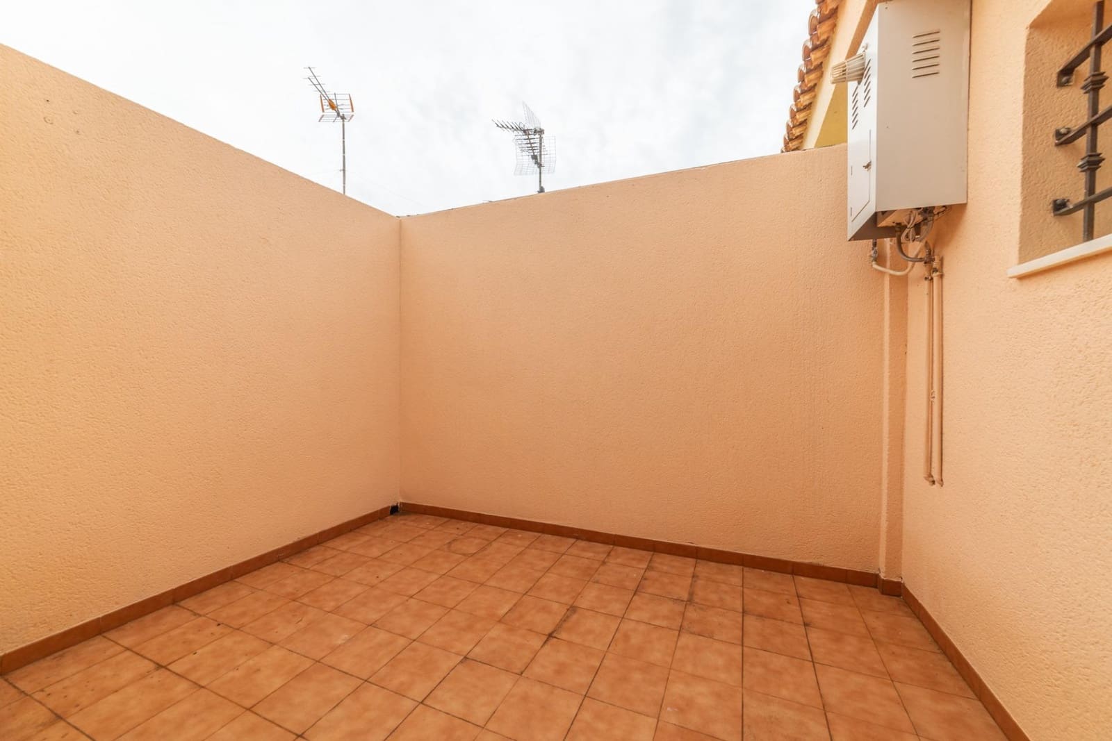 4 bedroom Terraced Villa for sale in San Pedro del Pinatar with garage - € 279,900 (Ref: 9804252)