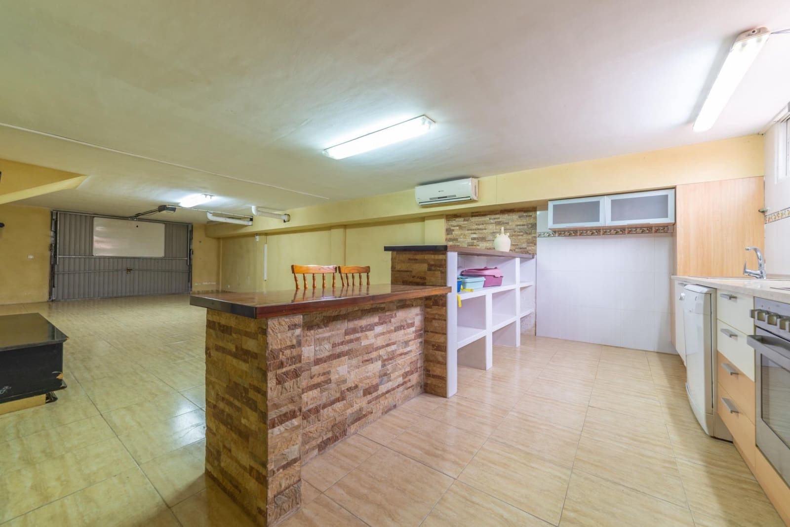 4 bedroom Terraced Villa for sale in San Pedro del Pinatar with garage - € 279,900 (Ref: 9804252)