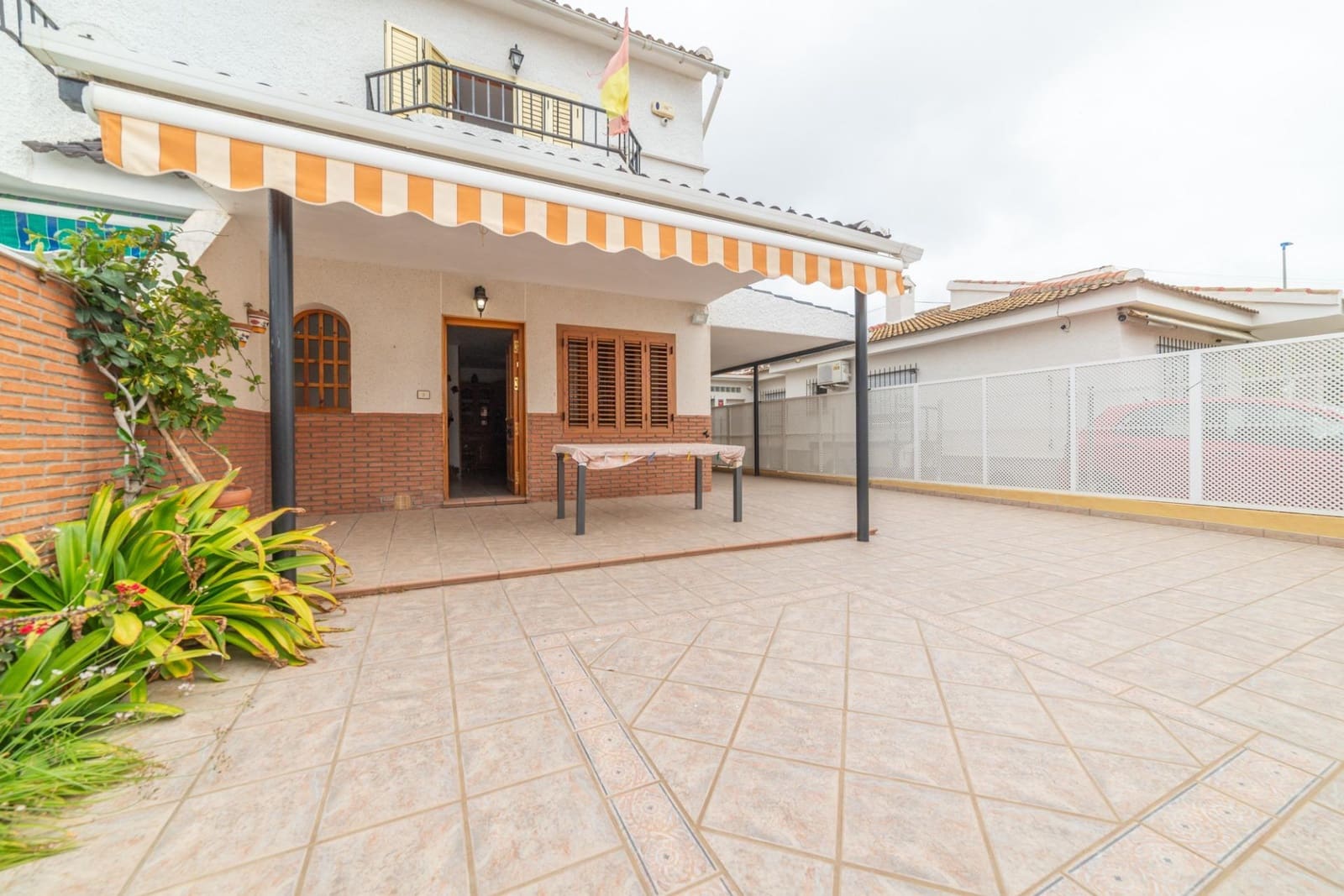 3 bedroom Semi-detached Villa for sale in Santiago de la Ribera - € 235,000 (Ref: 9813800)