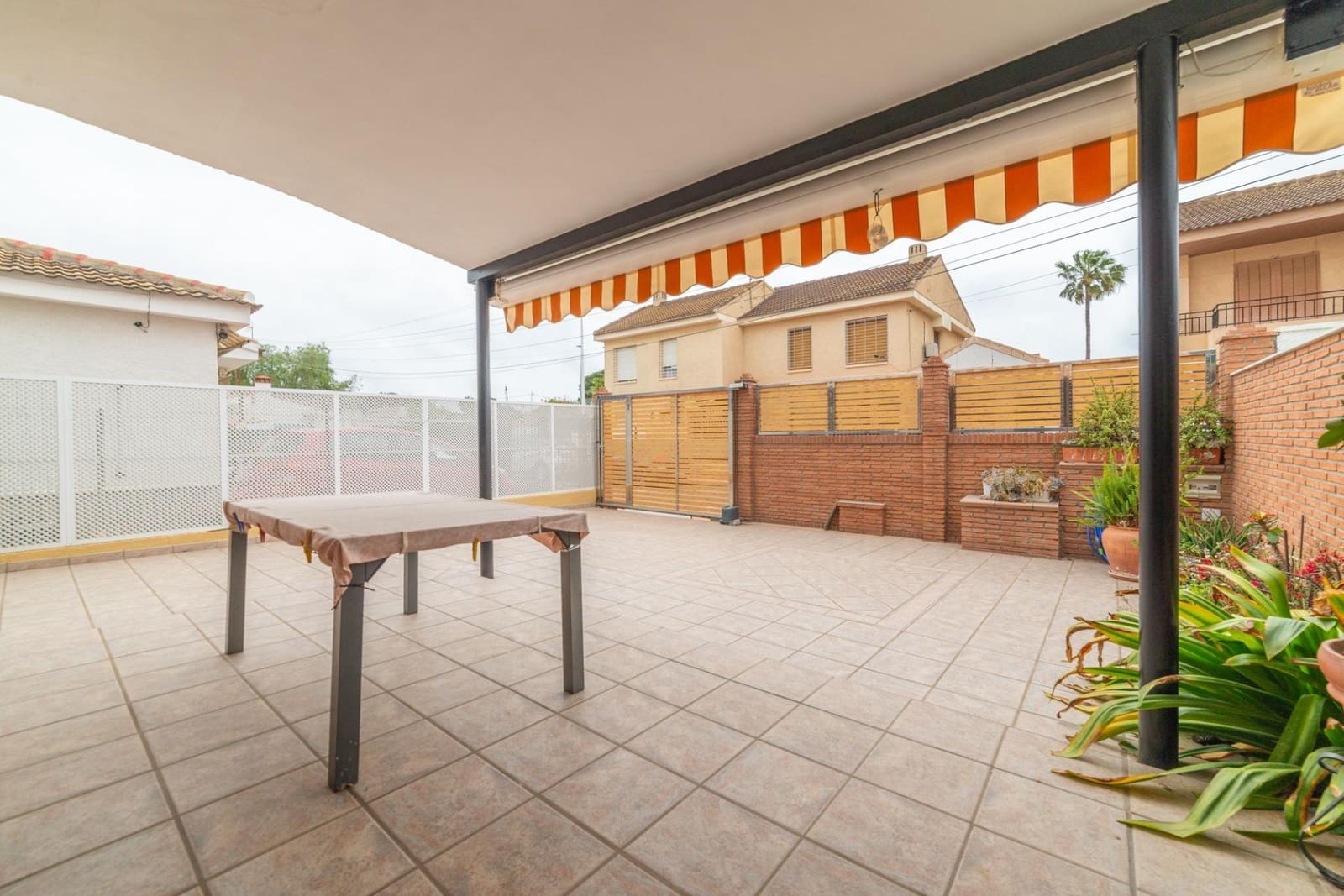 3 bedroom Semi-detached Villa for sale in Santiago de la Ribera - € 235,000 (Ref: 9813800)