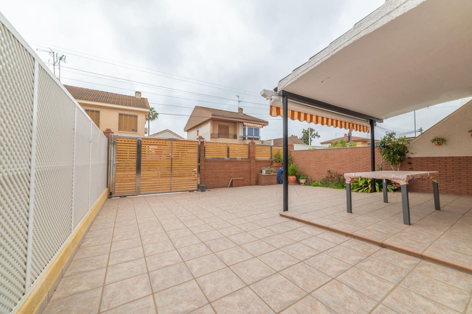 3 bedroom Semi-detached Villa for sale in Santiago de la Ribera - € 235,000 (Ref: 9813800)