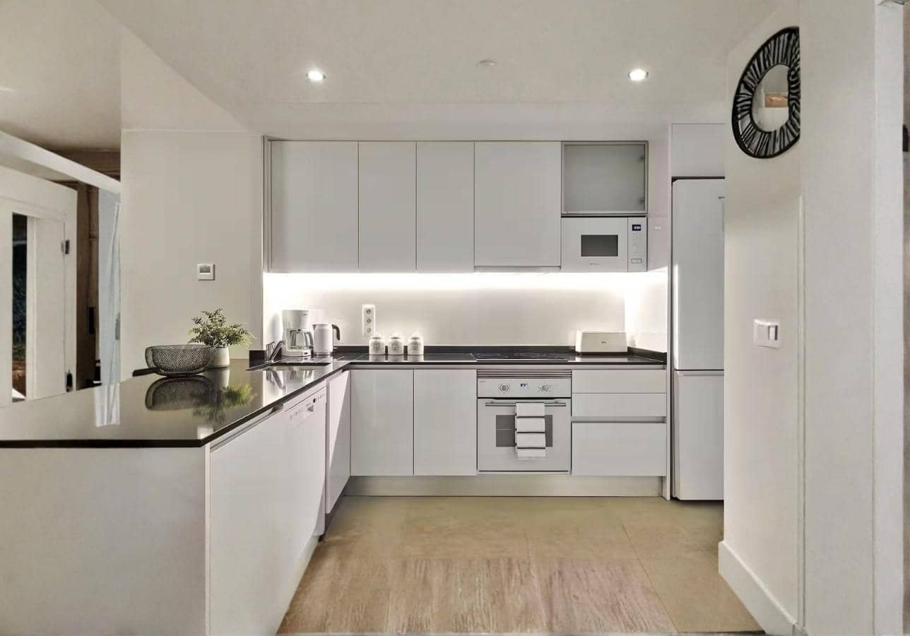 3 sypialnia Apartament na sprzedaż w Playa Flamenca z basenem - 489 000 € (Ref: 9833603)