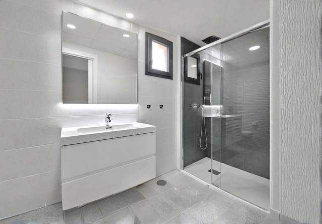 3 sypialnia Apartament na sprzedaż w Playa Flamenca, Orihuela z basenem - 489 000 € (Ref: 9833603)