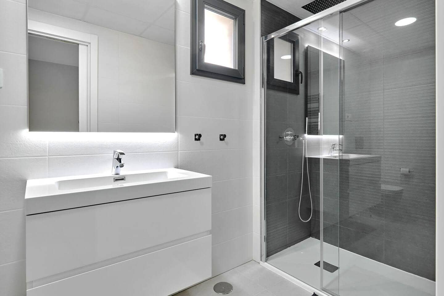 3 sypialnia Apartament na sprzedaż w Playa Flamenca z basenem - 489 000 € (Ref: 9833603)