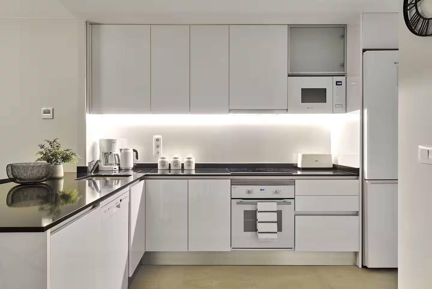 3 sypialnia Apartament na sprzedaż w Playa Flamenca z basenem - 489 000 € (Ref: 9833603)