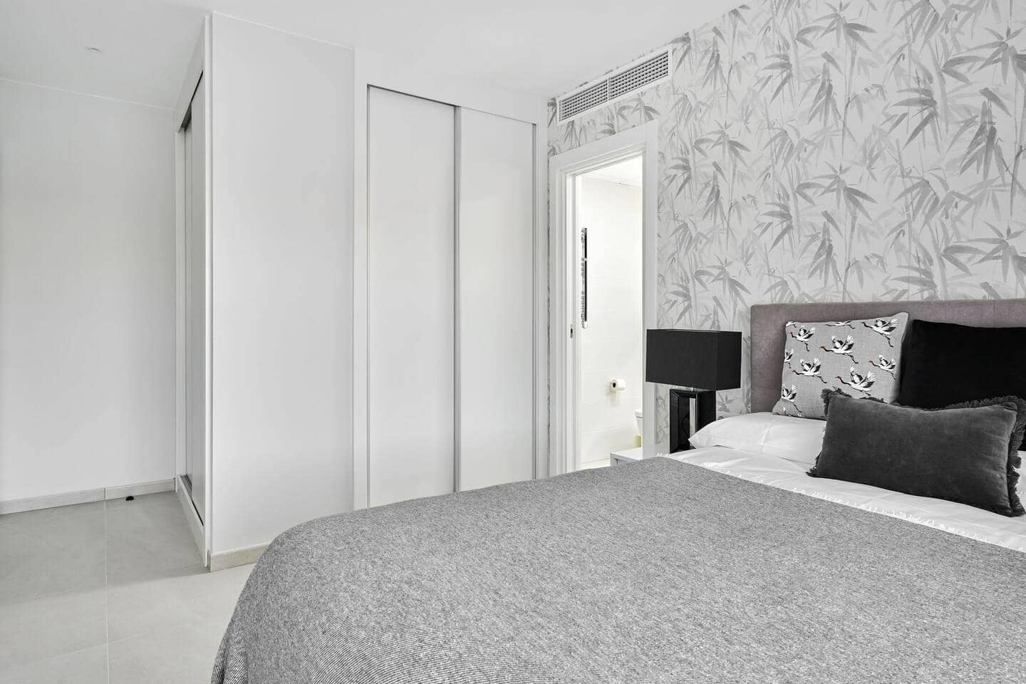 3 sypialnia Apartament na sprzedaż w Playa Flamenca z basenem - 489 000 € (Ref: 9833603)