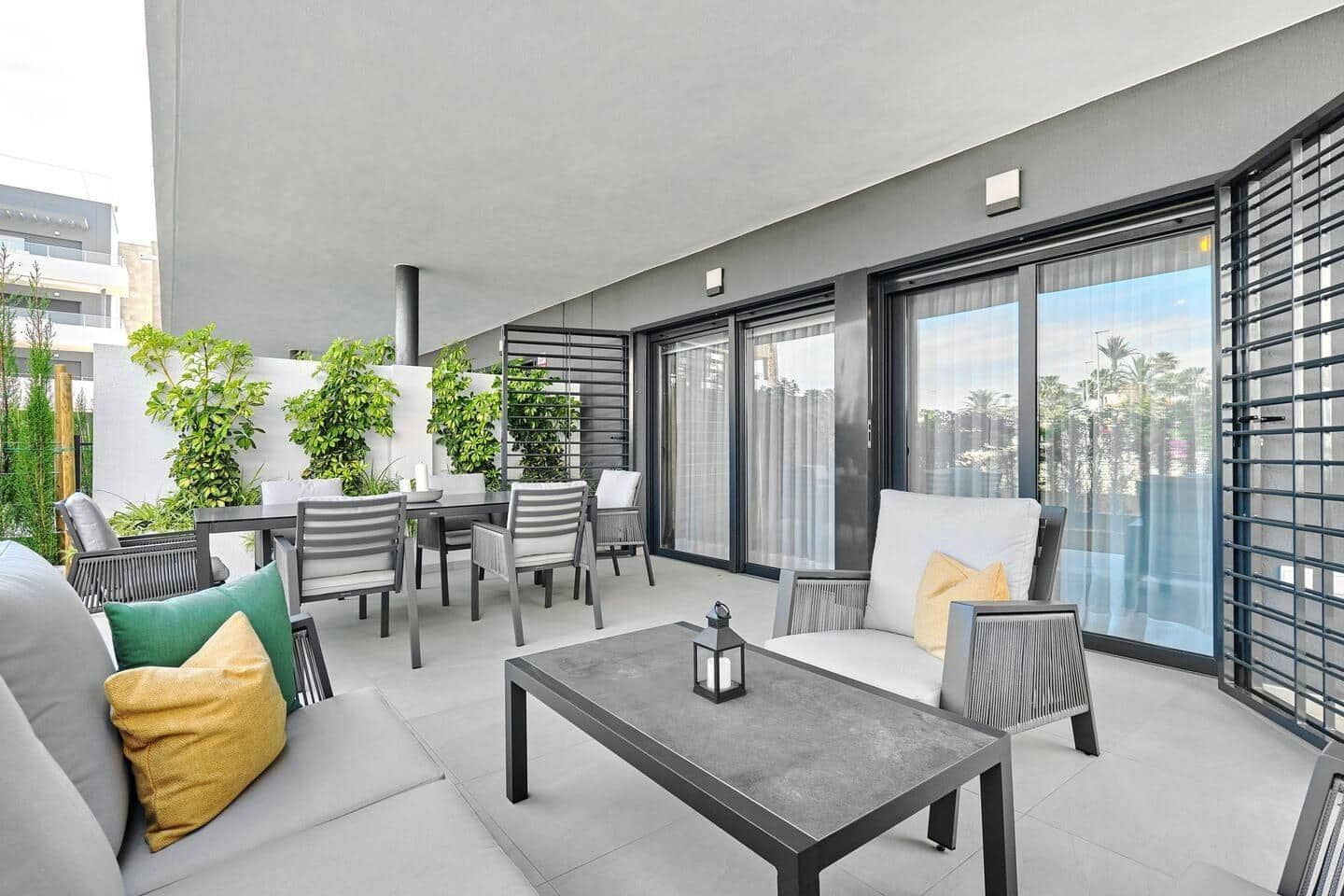 3 sypialnia Apartament na sprzedaż w Playa Flamenca z basenem - 489 000 € (Ref: 9833603)