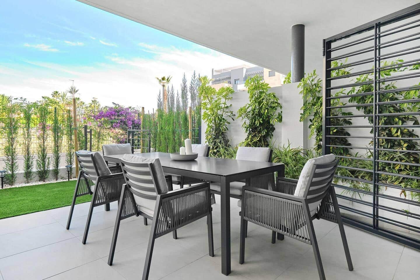 3 sypialnia Apartament na sprzedaż w Playa Flamenca z basenem - 489 000 € (Ref: 9833603)
